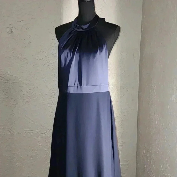 After six Halter Neck Charmeuse & Crepe Gown - Picture 3 of 6